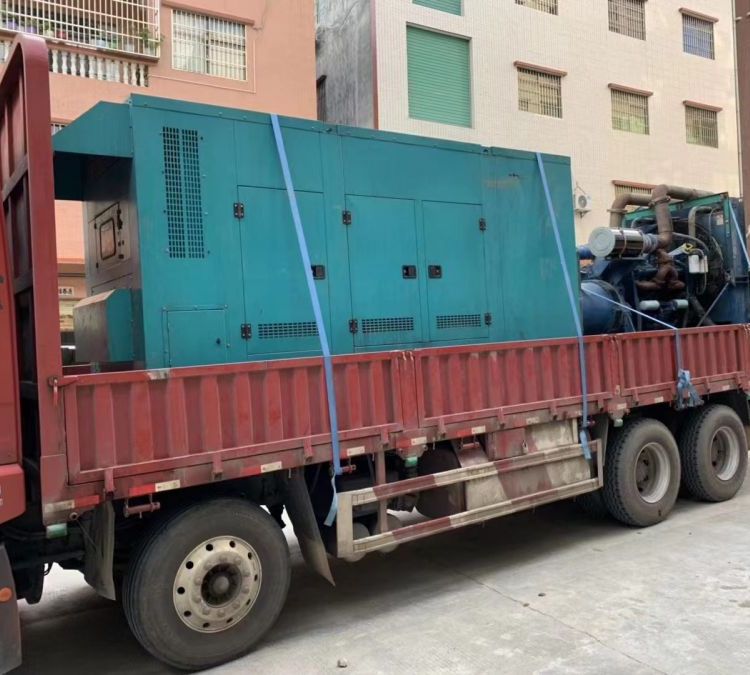 察布查尔如何在不同负载率下确保 400KW 柴油发电机组的正常运行？