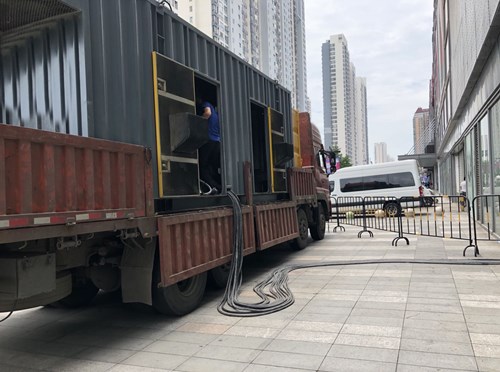 察布查尔柴油发电机空气滤清器在不同季节的更换周期是否有差异？